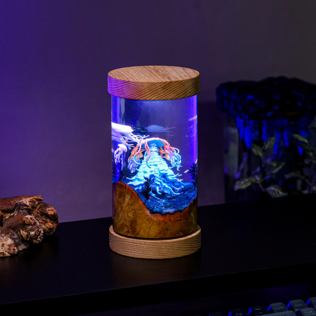 Jellyfish Lady Epoxy Night Lamp - Kurodrip