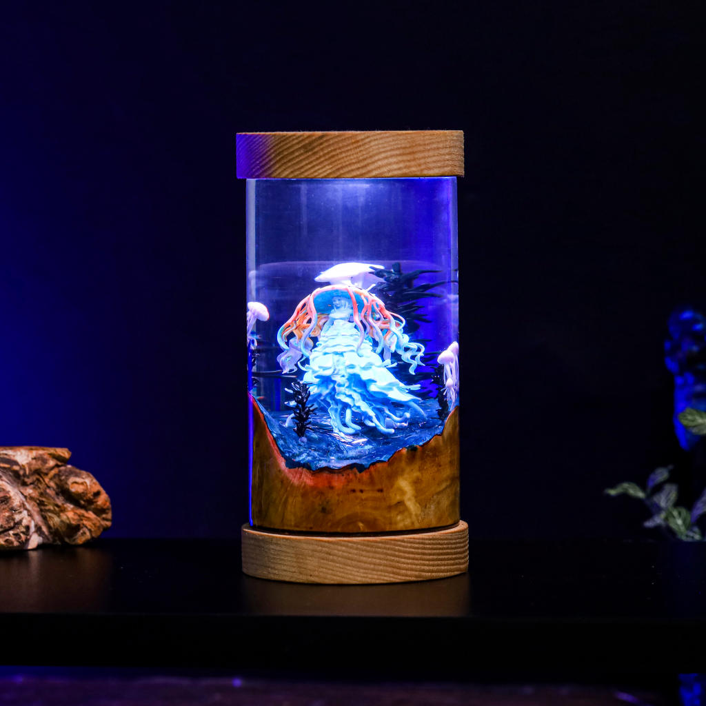 Jellyfish Lady Epoxy Night Lamp - Kurodrip